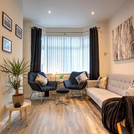 The Belfast Boutique Central Cozy Sleeps7 (Adults Only) Kültér fotó