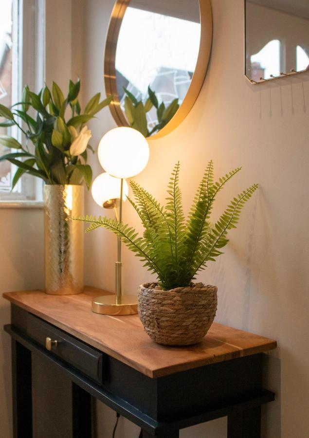 The Belfast Boutique Central Cozy Sleeps7 (Adults Only) Kültér fotó